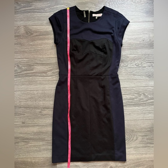 Rebecca Taylor Navy Black Bodycon Career Professional Cap Sleeve Dress Size 4 - Picture 4 of 9
